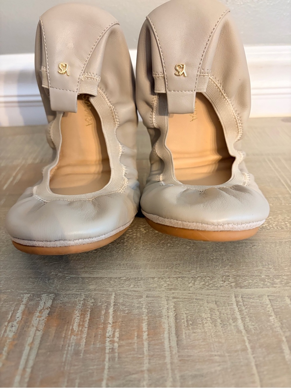 Yosi Samra Women’s Samara Foldable Ballet Flat in Tan Nude Leather, Size 9 - Picture 2 of 7
